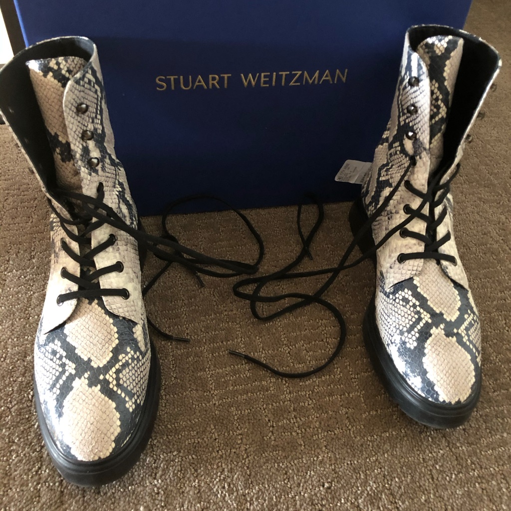 Authentic Good Condition Stuart Weitzman Mckenzee Python Snake Size 9 Boots Box